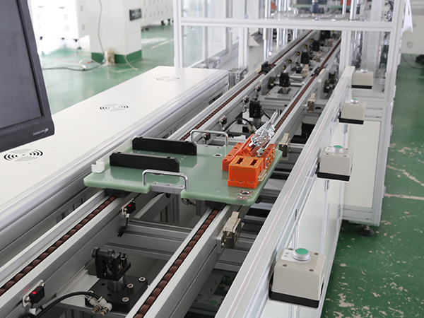 精密數(shù)控車床CNL225L